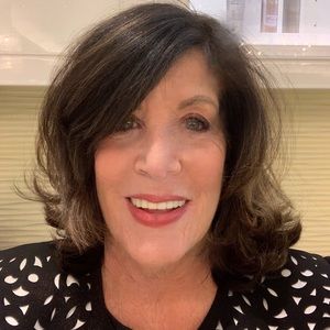 Meet your Posher, Michele